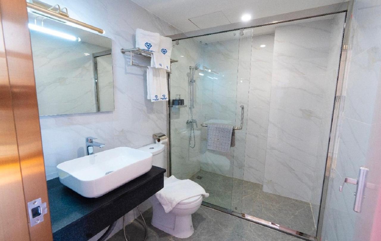 Sapphire Hotel Silom Бангкок Экстерьер фото