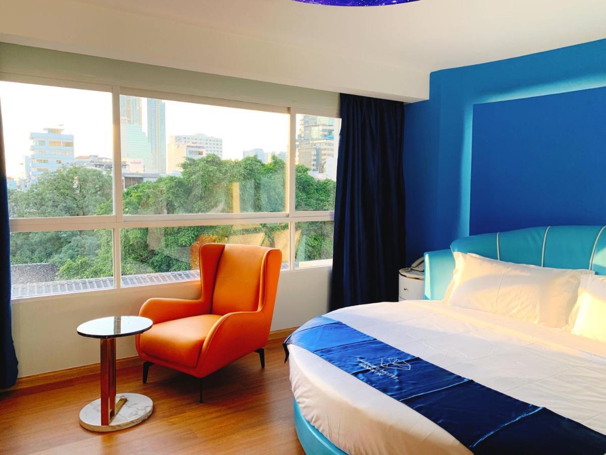 Sapphire Hotel Silom Бангкок Экстерьер фото