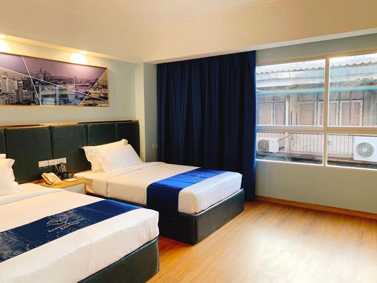 Sapphire Hotel Silom Бангкок Экстерьер фото Deluxe Room